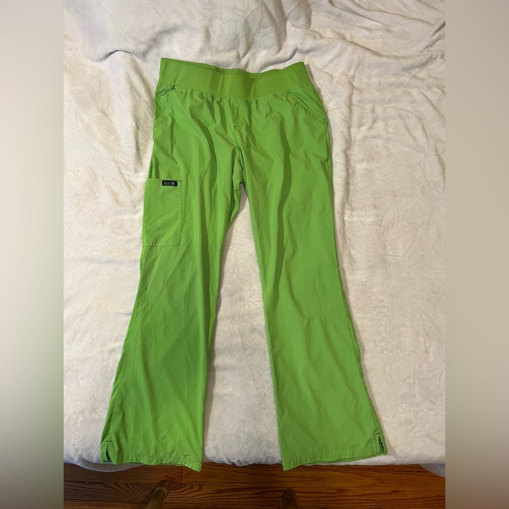 Scrub pants
